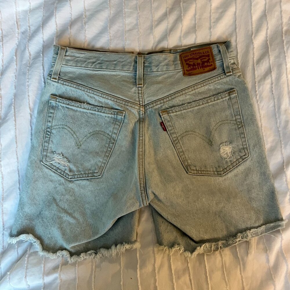 Levi Baggy Jean Shorts